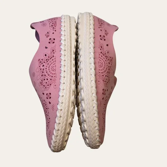 Bernie Mev TW09 Pink Women's Laser Cut Mandala Floral Slip On Flats NIB - Picture 4 of 7